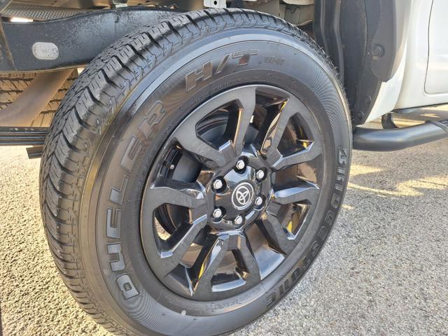 TOYOTA Hilux usata, con Airbag testa
