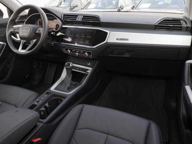 AUDI Q3 usata, con Alzacristalli elettrici