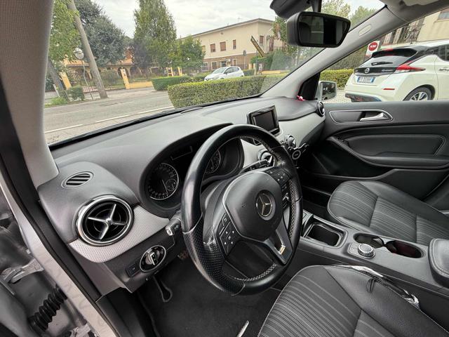 MERCEDES-BENZ B 180 usata, con Climatizzatore