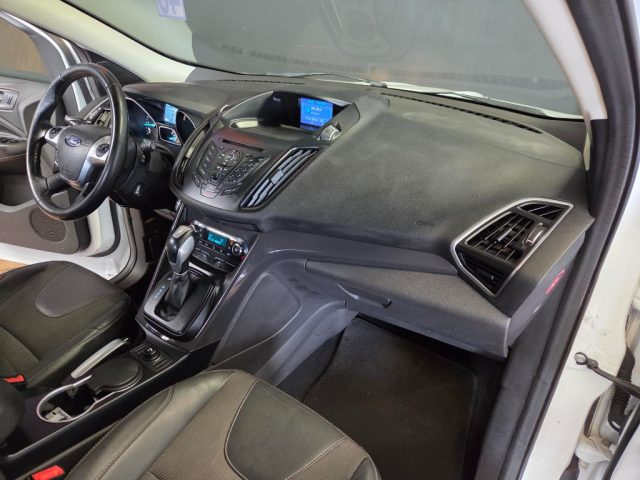 FORD Kuga usata, con Bracciolo