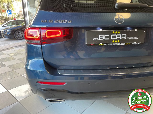 MERCEDES-BENZ GLB 200 usata, con Controllo elettronico della corsia
