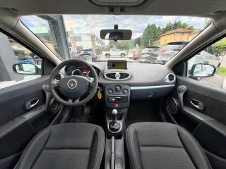 RENAULT Clio usata, con Climatizzatore