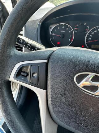 HYUNDAI i20 usata 17
