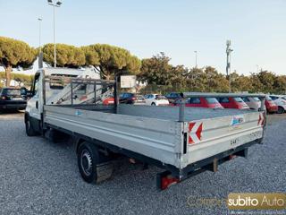 IVECO Daily usata 10