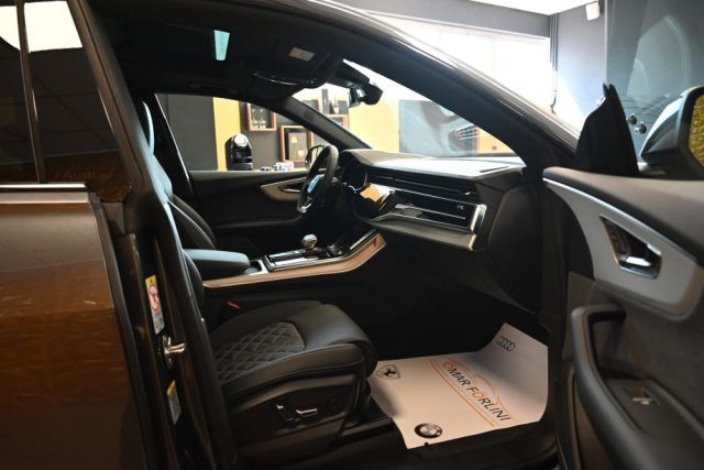 AUDI Q8 usata 9