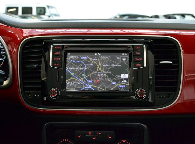 VOLKSWAGEN Maggiolino usata, con Autoradio