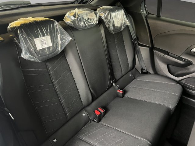 OPEL Corsa usata, con Sensori di parcheggio posteriori