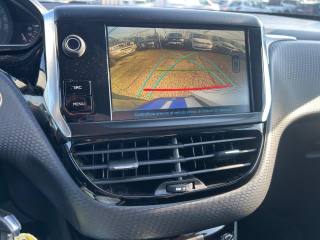 PEUGEOT 2008 usata, con Cruise Control