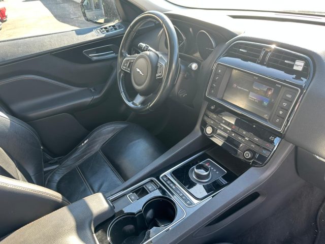 JAGUAR F-Pace usata, con Chiusura centralizzata