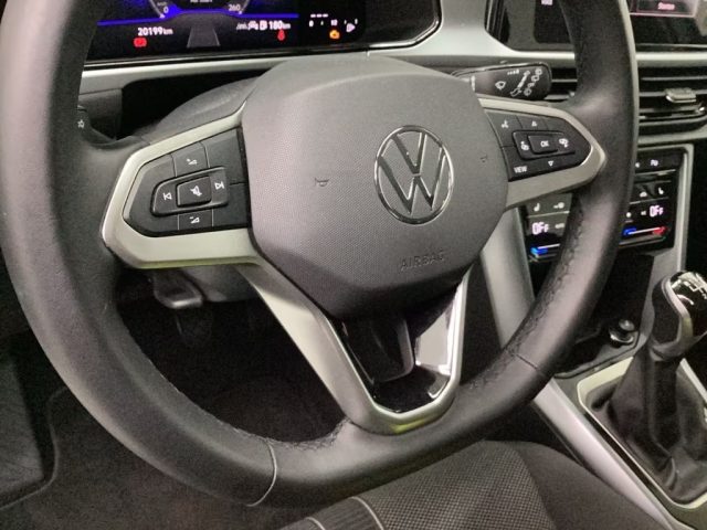VOLKSWAGEN T-Roc usata, con Autoradio