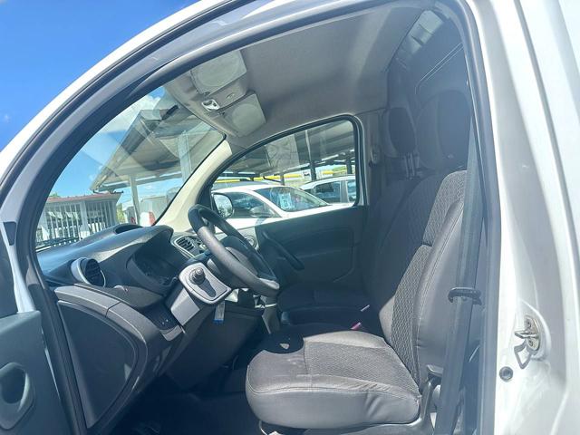 RENAULT Kangoo usata 18