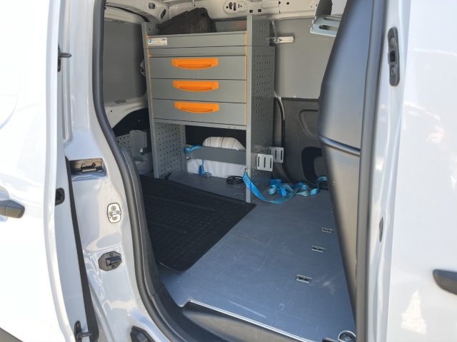 OPEL Combo usata, con Controllo trazione