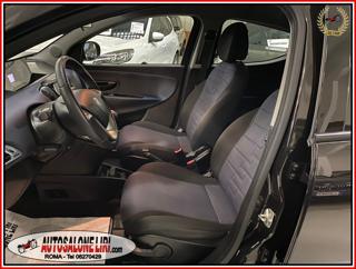 LANCIA Ypsilon usata, con USB