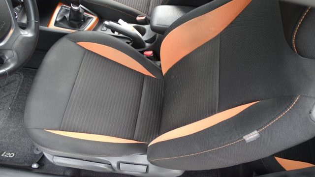 HYUNDAI i20 usata 56
