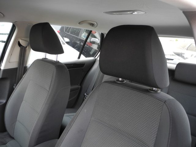 VOLKSWAGEN Golf usata, con Climatizzatore automatico, 2 zone