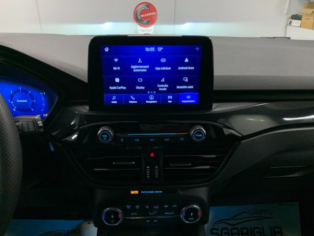 FORD Kuga usata, con Fari Xenon