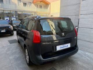 PEUGEOT 5008 usata, con Alzacristalli elettrici