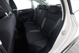 VOLKSWAGEN Taigo usata 3