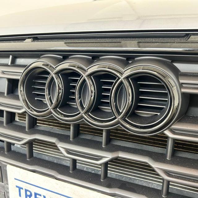 AUDI Q2 usata, con Specchietti laterali elettrici
