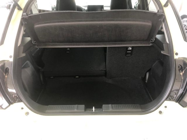 SUZUKI Swift usata, con Autoradio