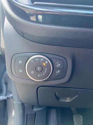 FORD Fiesta usata, con ESP