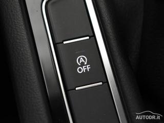 VOLKSWAGEN Passat Variant usata, con Sensori di parcheggio posteriori