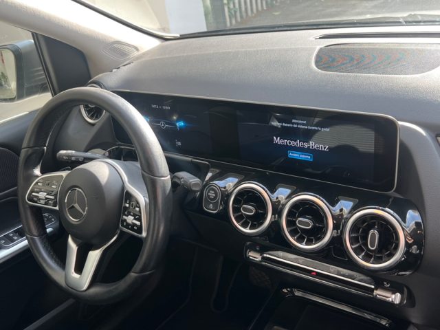 MERCEDES-BENZ B 200 usata, con Cronologia tagliandi