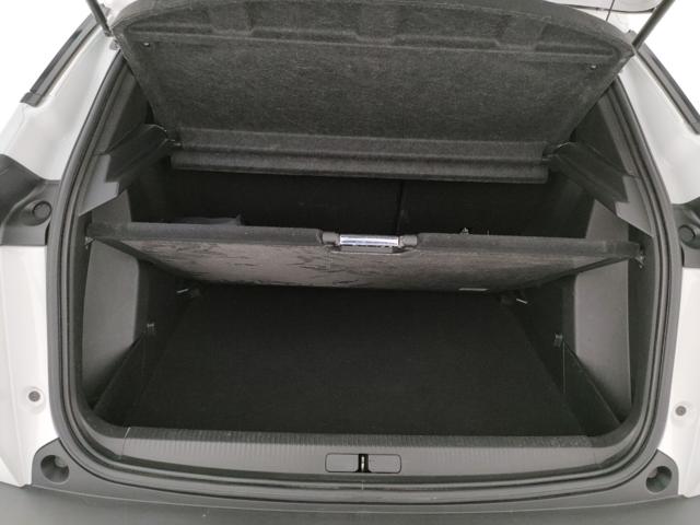 PEUGEOT 2008 usata, con Touch screen