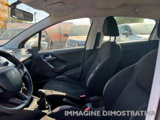 PEUGEOT 208 usata, con Fendinebbia