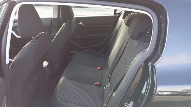 PEUGEOT 308 usata, con Controllo automatico clima