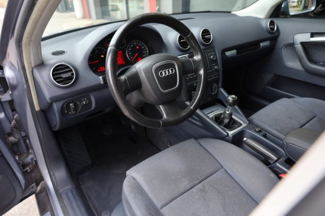 AUDI A3 usata, con Specchietti laterali elettrici