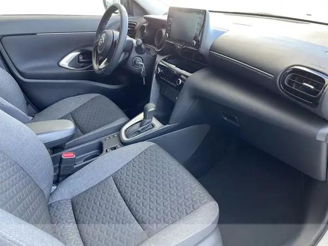TOYOTA Yaris Cross usata 4