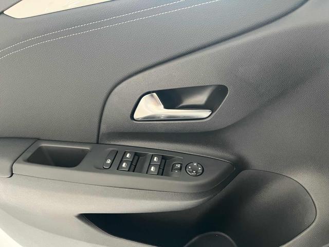 OPEL Corsa usata, con Climatizzatore