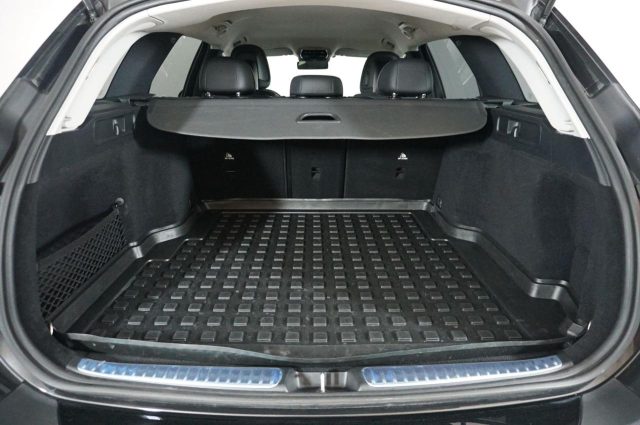 MERCEDES-BENZ C 220 usata, con Controllo trazione