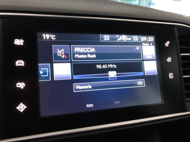 PEUGEOT 308 usata, con Touch screen