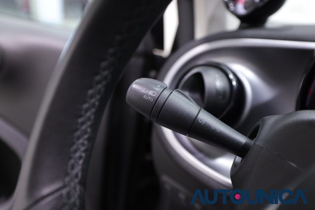 SMART ForTwo usata, con Leve al volante