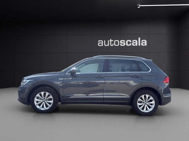 VOLKSWAGEN Tiguan usata, con Airbag