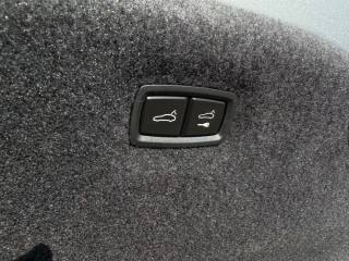 PORSCHE Taycan usata, con Interni in pelle