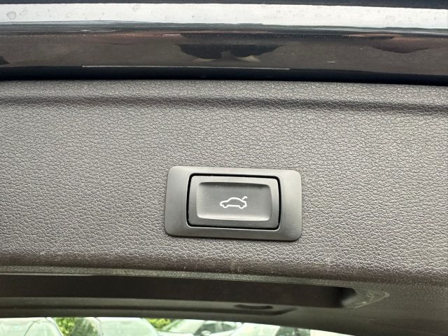 AUDI A4 usata, con Controllo automatico clima