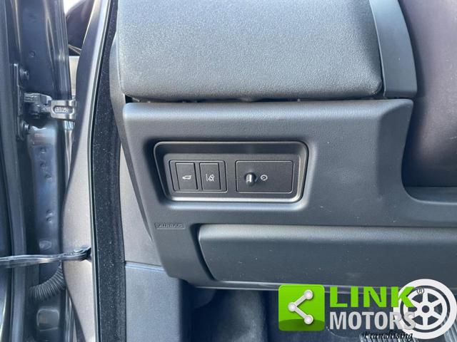 LAND ROVER Range Rover Evoque usata, con Volante in pelle