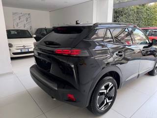 PEUGEOT 2008 usata, con Volante in pelle