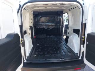 FIAT Doblo usata, con Volante multifunzione