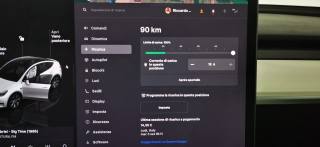 TESLA Model Y usata, con Streaming musicale integrato