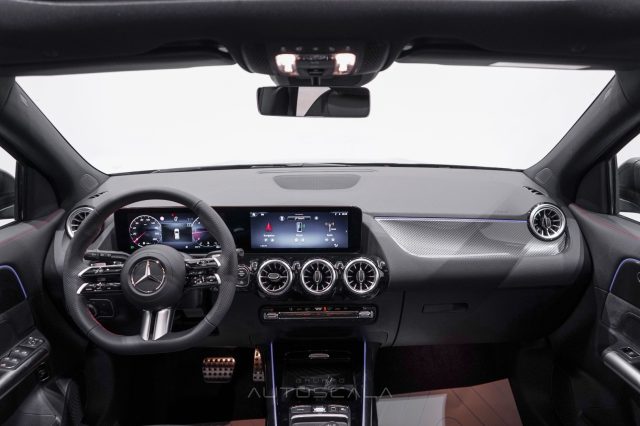 MERCEDES-BENZ GLA 200 usata, con Sensore di pioggia