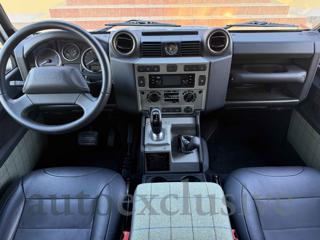 LAND ROVER Defender usata 11