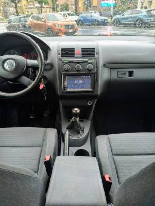 VOLKSWAGEN Touran usata, con Controllo trazione