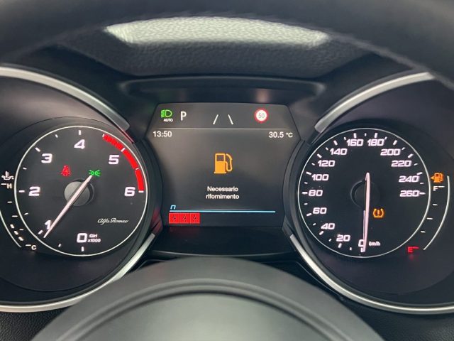 ALFA ROMEO Stelvio usata 12