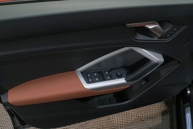 AUDI Q3 usata, con Sedili riscaldati