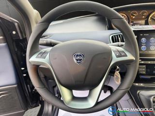 LANCIA Ypsilon usata, con Park Distance Control