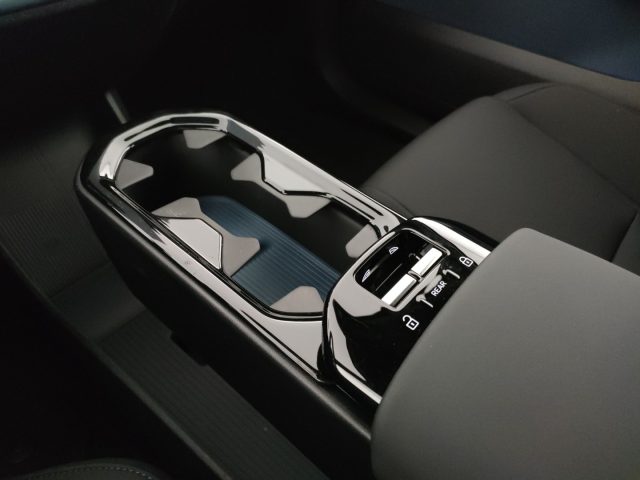 VOLVO EX30 usata, con Luci diurne LED